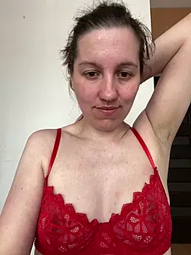 Snapshot of Nicole-Ray chatting on May 17, 9:49 am Nicole-Ray online show from May 17, 9:49 am