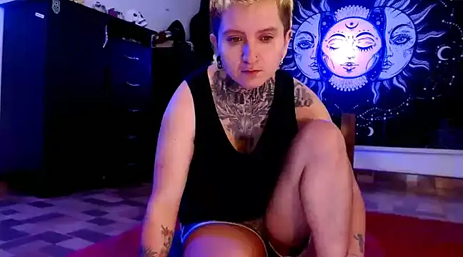 Snapshot of Marieblueeyes chatting on January 13, 1:17 pm Marieblueeyes online show from January 13, 1:17 pm