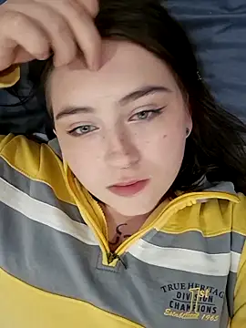 Snapshot of Yammy_Yumi chatting on November 9, 8:51 pm Yammy Yumi online show from November 9, 8:51 pm