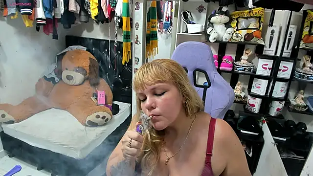 allsson queen online show from September 26, 8:02 pm