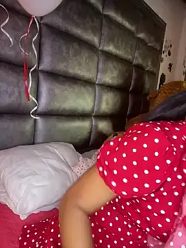 Ashly Miller online show from February 17, 7:20 pm