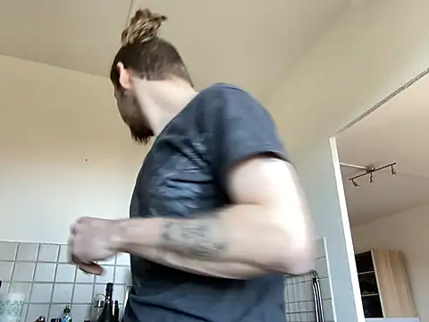 Drachenfeuer online show from March 18, 10:36 am