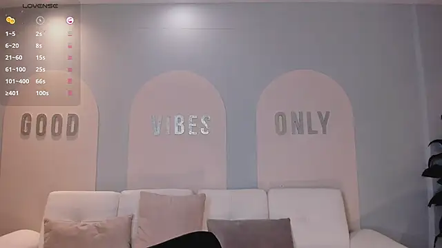 Snapshot of LilaWest chatting on March 1, 11:17 am LilaWest online show from March 1, 11:17 am