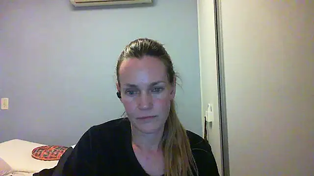 Annylove1 online show from October 13, 12:21 am