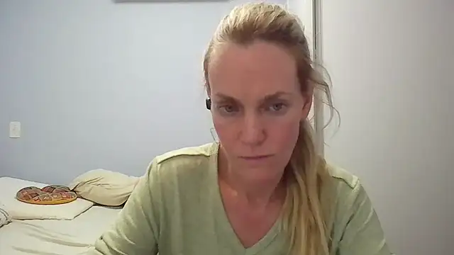 Annylove1 online show from February 25, 12:09 am