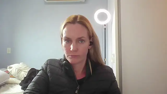 Annylove1 online show from May 22, 4:34 pm