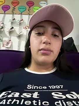 Hannahoff online show from March 8, 3:28 am