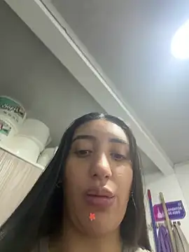 Hannahoff online show from June 2, 1:18 am