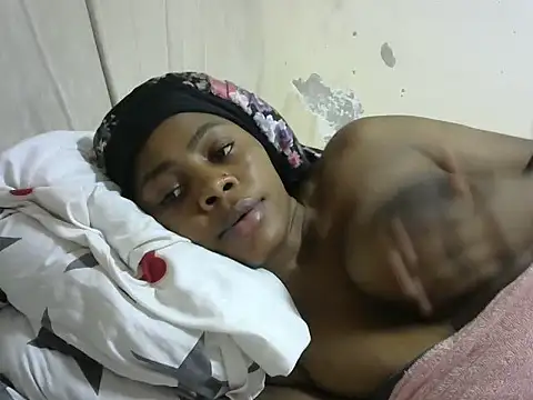 Snapshot of Nasty_queency chatting on March 29, 6:52 pm Nasty queency online show from March 29, 6:52 pm