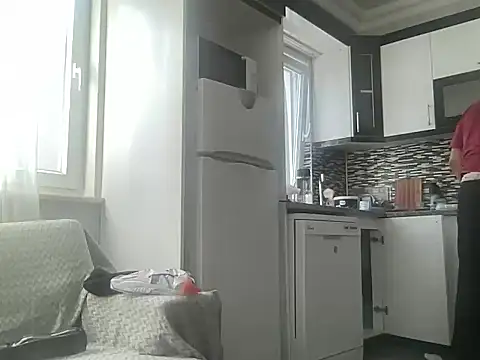 Snapshot of ALPHANDRE chatting on March 14, 6:10 am ALPHANDRE online show from March 14, 6:10 am