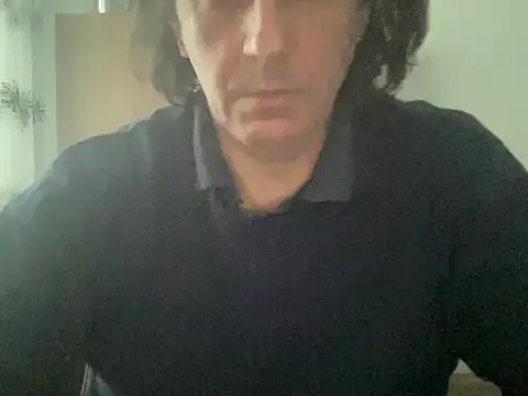 Snapshot of ALPHANDRE chatting on March 19, 9:38 am ALPHANDRE online show from March 19, 9:38 am