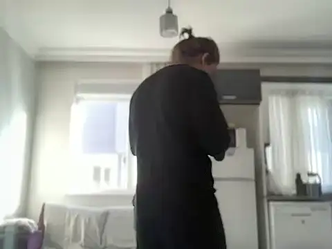 Snapshot of ALPHANDRE chatting on October 15, 5:29 am ALPHANDRE online show from October 15, 5:29 am