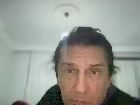 Snapshot of ALPHANDRE chatting on October 15, 6:52 pm ALPHANDRE online show from October 15, 6:52 pm