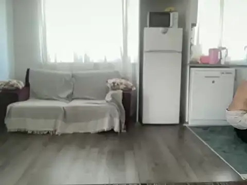 Snapshot of ALPHANDRE chatting on October 17, 8:17 am ALPHANDRE online show from October 17, 8:17 am