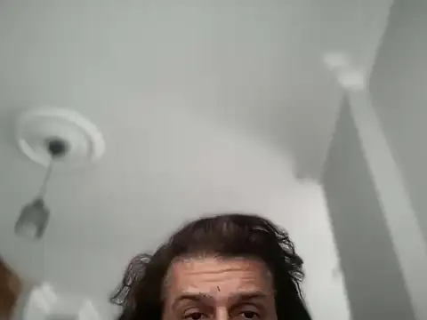 Snapshot of ALPHANDRE chatting on October 23, 6:13 am ALPHANDRE online show from October 23, 6:13 am