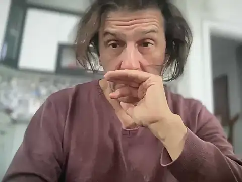 Snapshot of ALPHANDRE chatting on October 31, 8:15 am ALPHANDRE online show from October 31, 8:15 am