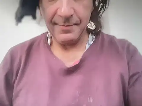 Snapshot of ALPHANDRE chatting on November 2, 5:10 am ALPHANDRE online show from November 2, 5:10 am