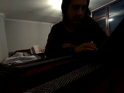 Snapshot of ALPHANDRE chatting on November 3, 6:20 pm ALPHANDRE online show from November 3, 6:20 pm