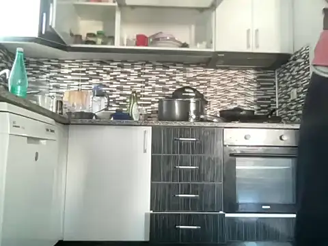 Snapshot of ALPHANDRE chatting on November 4, 6:23 am ALPHANDRE online show from November 4, 6:23 am