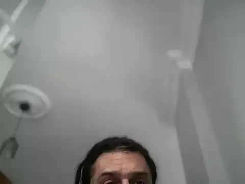 Snapshot of ALPHANDRE chatting on December 4, 7:28 am ALPHANDRE online show from December 4, 7:28 am