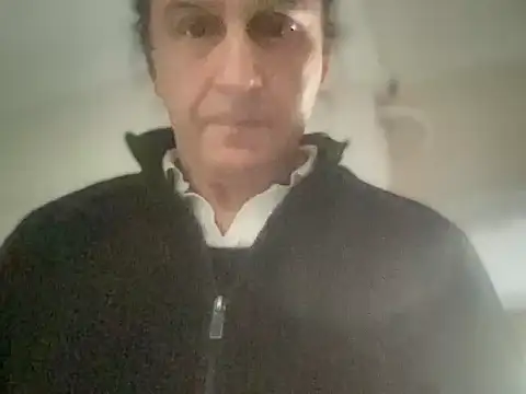 Snapshot of ALPHANDRE chatting on February 7, 9:02 am ALPHANDRE online show from February 7, 9:02 am