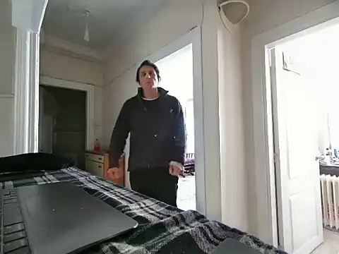 Snapshot of ALPHANDRE chatting on February 16, 10:22 am ALPHANDRE online show from February 16, 10:22 am