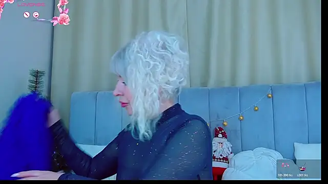 Barbie Blond  online show from January 13, 7:13 am