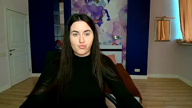 Snapshot of Roxie_Bradley chatting on January 8, 7:03 am Roxie Bradley online show from January 8, 7:03 am