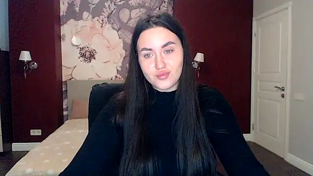 Snapshot of Roxie_Bradley chatting on January 21, 6:33 am Roxie Bradley online show from January 21, 6:33 am