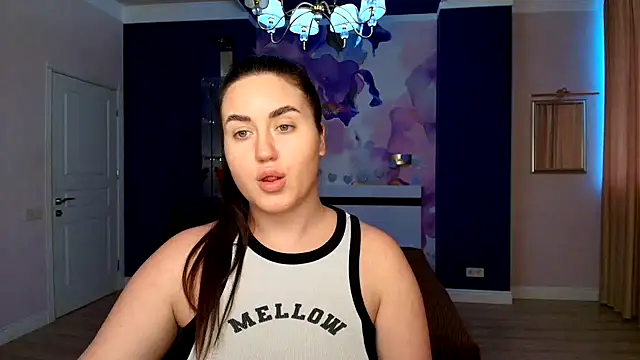 Snapshot of Roxie_Bradley chatting on January 22, 11:01 am Roxie Bradley online show from January 22, 11:01 am