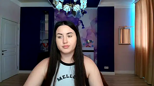 Snapshot of Roxie_Bradley chatting on February 10, 9:58 am Roxie Bradley online show from February 10, 9:58 am