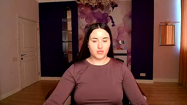 Snapshot of Roxie_Bradley chatting on March 18, 9:52 am Roxie Bradley online show from March 18, 9:52 am