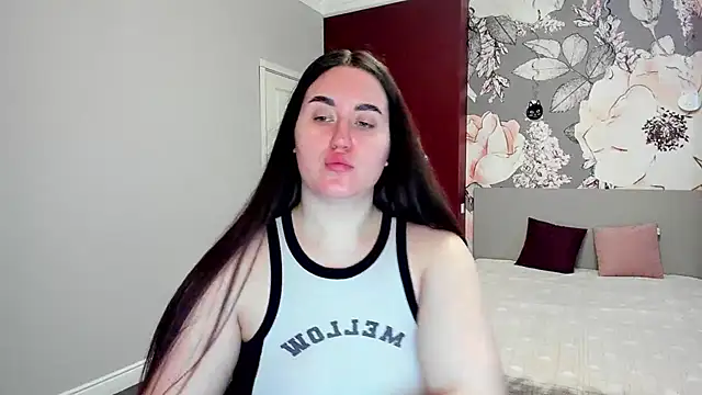 Roxie Bradley online show from March 5, 6:31 am