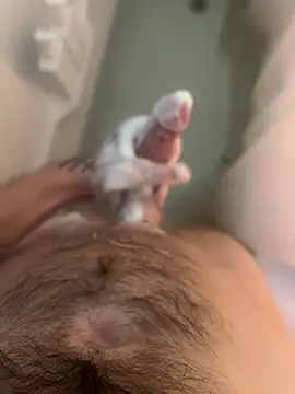 Snapshot of ThatTattooedGuy chatting on October 21, 2:56 am ThatTattooedGuy online show from October 21, 2:56 am