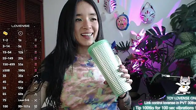 cat salo online show from December 6, 10:41 pm