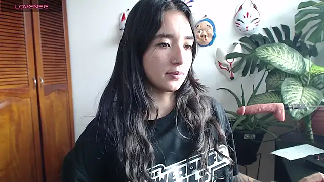 cat salo online show from January 11, 8:10 pm