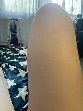 LoveNBloom online show from June 21, 3:58 pm