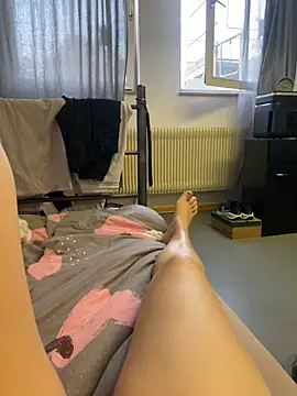LoveNBloom online show from June 25, 7:18 pm