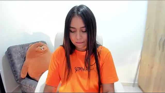 Ciara8 online show from January 9, 6:42 pm