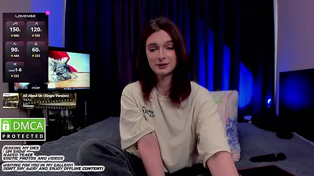 Lee Loo online show from October 3, 1:52 pm