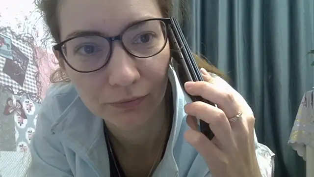 Ashleyspice online show from February 7, 6:39 am