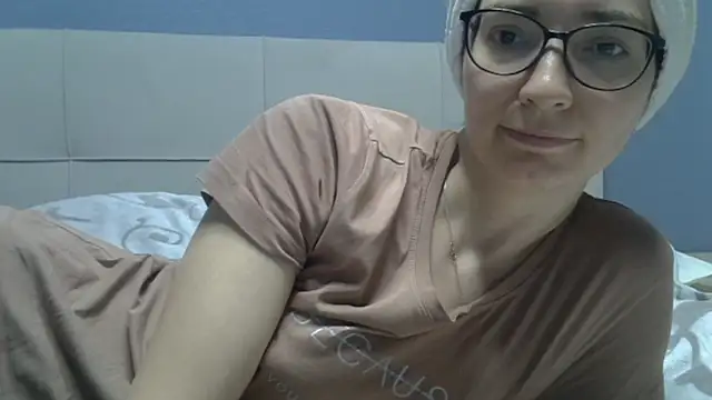Snapshot of Ashleyspice chatting on May 5, 6:21 am Ashleyspice online show from May 5, 6:21 am