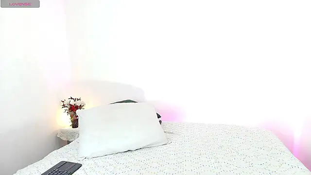 kattyytaylor online show from February 4, 1:50 pm