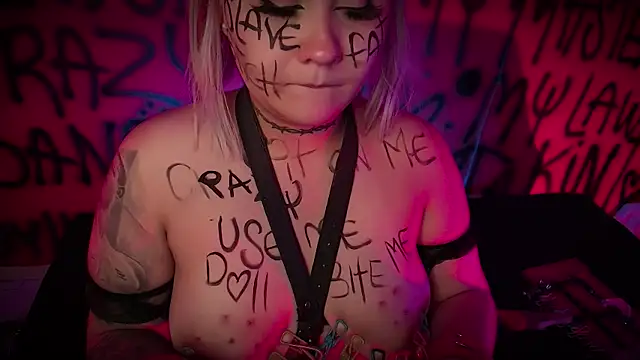 Laura takint online show from February 7, 7:06 pm