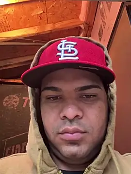 Snapshot of marhi32 chatting on October 27, 10:47 pm marhi32 online show from October 27, 10:47 pm