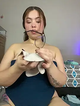 Liza 1 online show from February 3, 10:37 pm