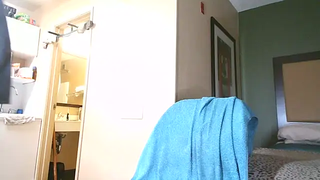 Snapshot of bobbiebone1@xh chatting on February 7, 6:22 pm bobbiebone1xh online show from February 7, 6:22 pm