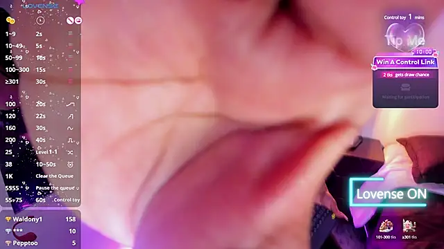 Snapshot of Tracy_lambo chatting on January 18, 9:24 am Tracy lambo online show from January 18, 9:24 am