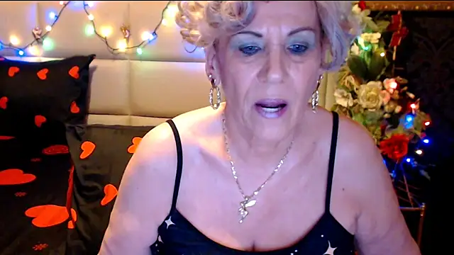 HappyWomanOn online show from January 25, 7:18 pm