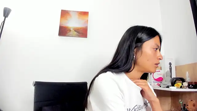 nia  white online show from March 2, 3:30 am